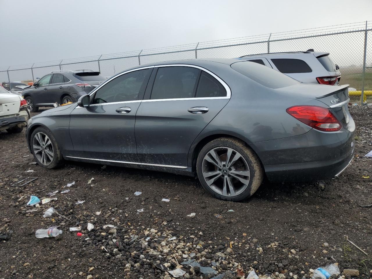 VIN WDDWF4JB3JR386304 2018 MERCEDES-BENZ C-CLASS no.2