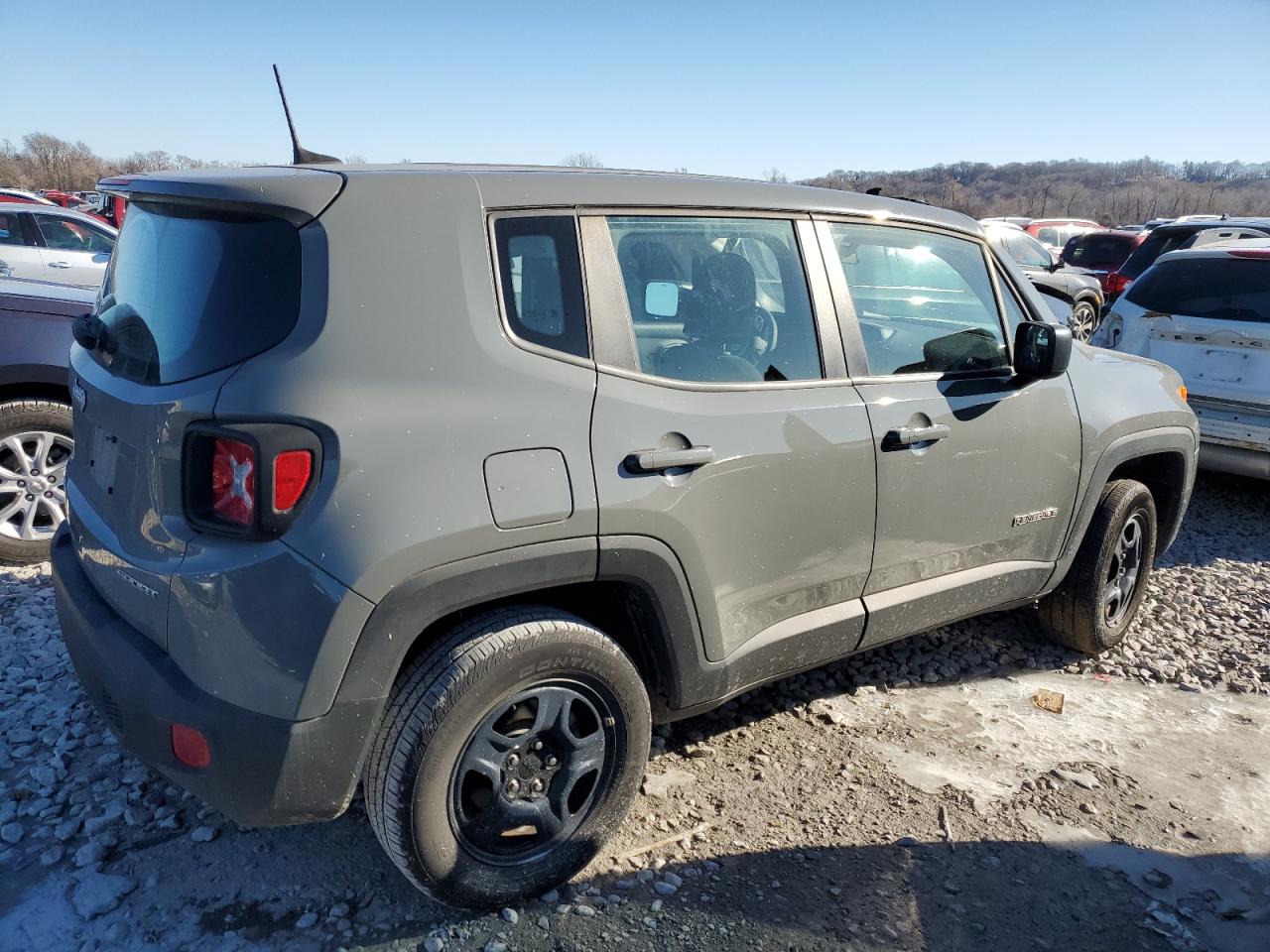 2020 Jeep Renegade - Image 3