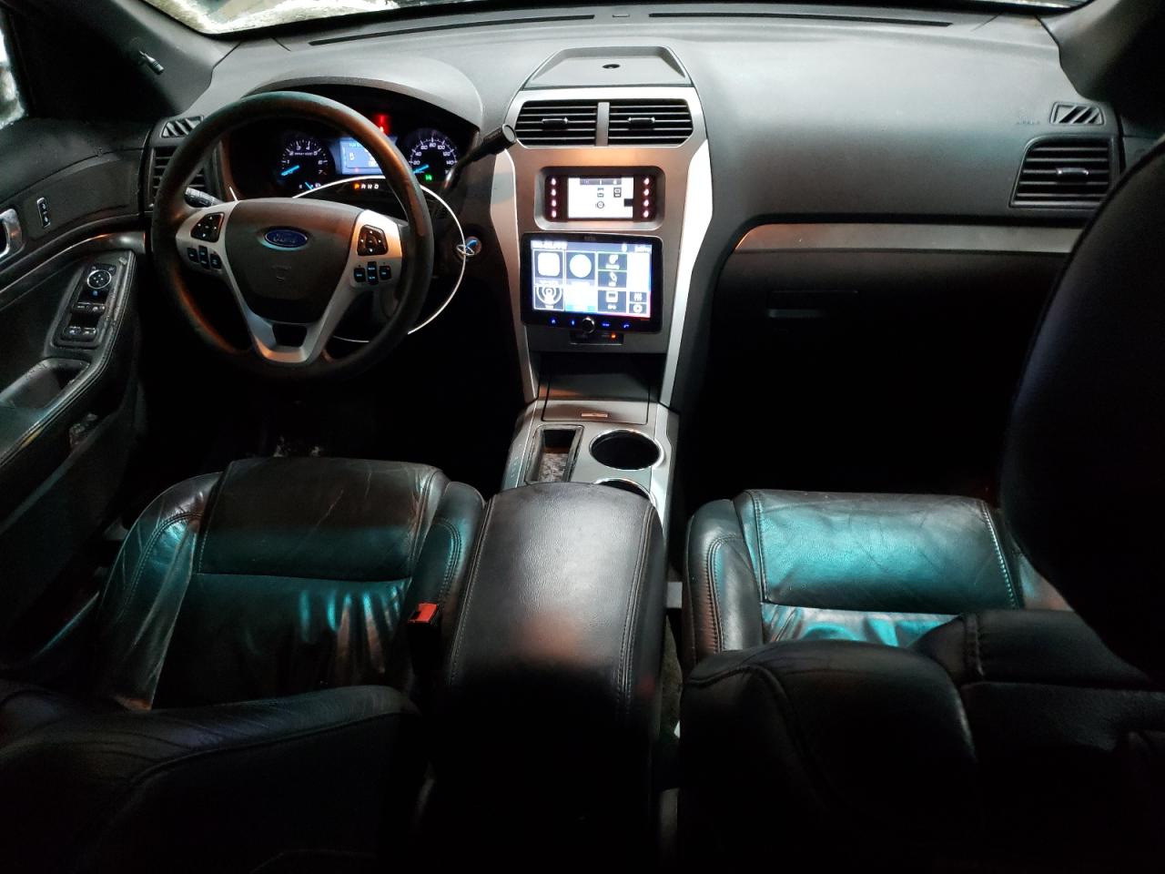 2014 Ford Explorer - Image 8