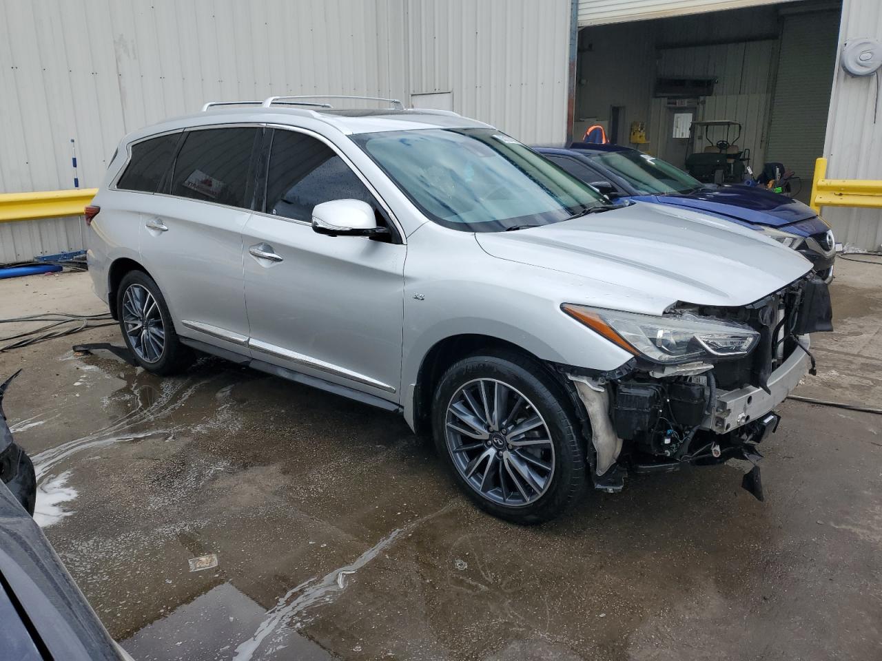 VIN 5N1DL0MN5JC504196 2018 INFINITI QX60 no.4