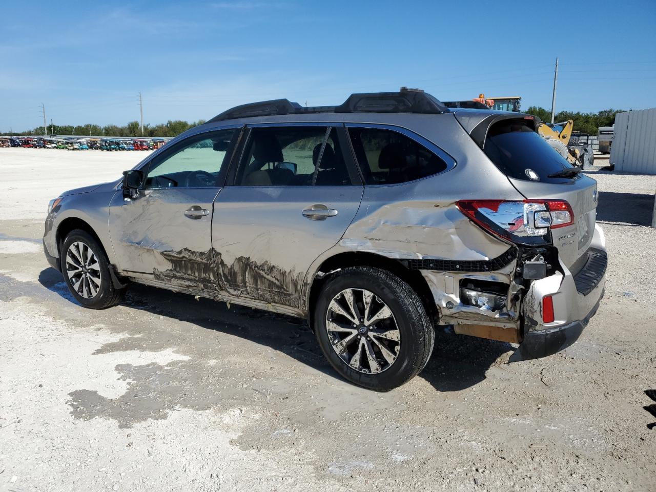 2015 Subaru Outback - Image 2