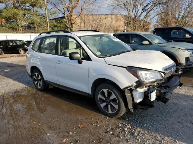  SUBARU FORESTER 2018 Белы