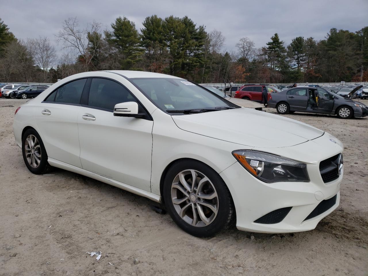 VIN WDDSJ4GB0FN235066 2015 MERCEDES-BENZ CLA-CLASS no.4