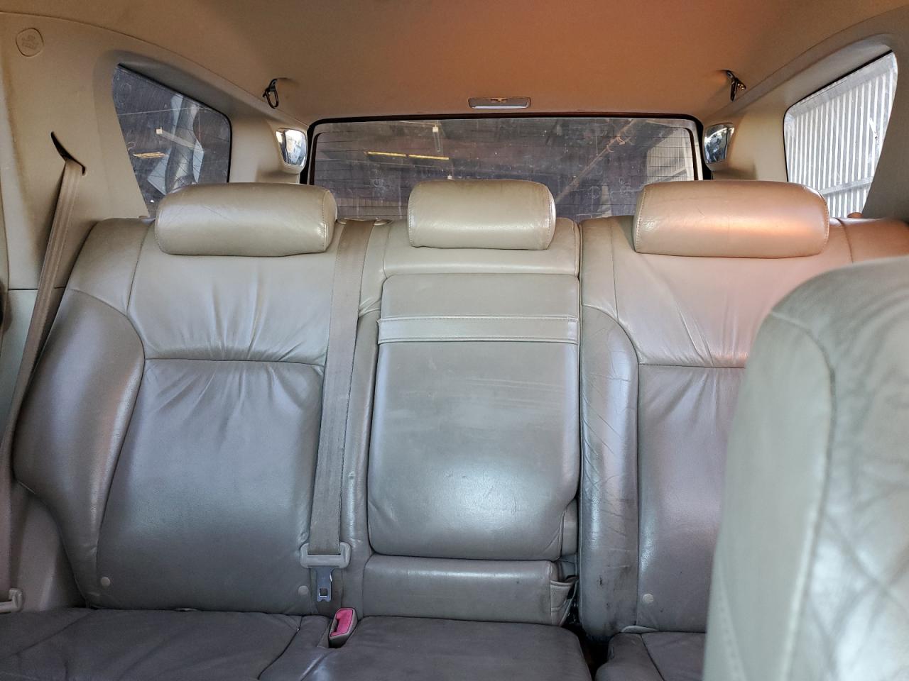 2005 Toyota 4Runner - Image 10