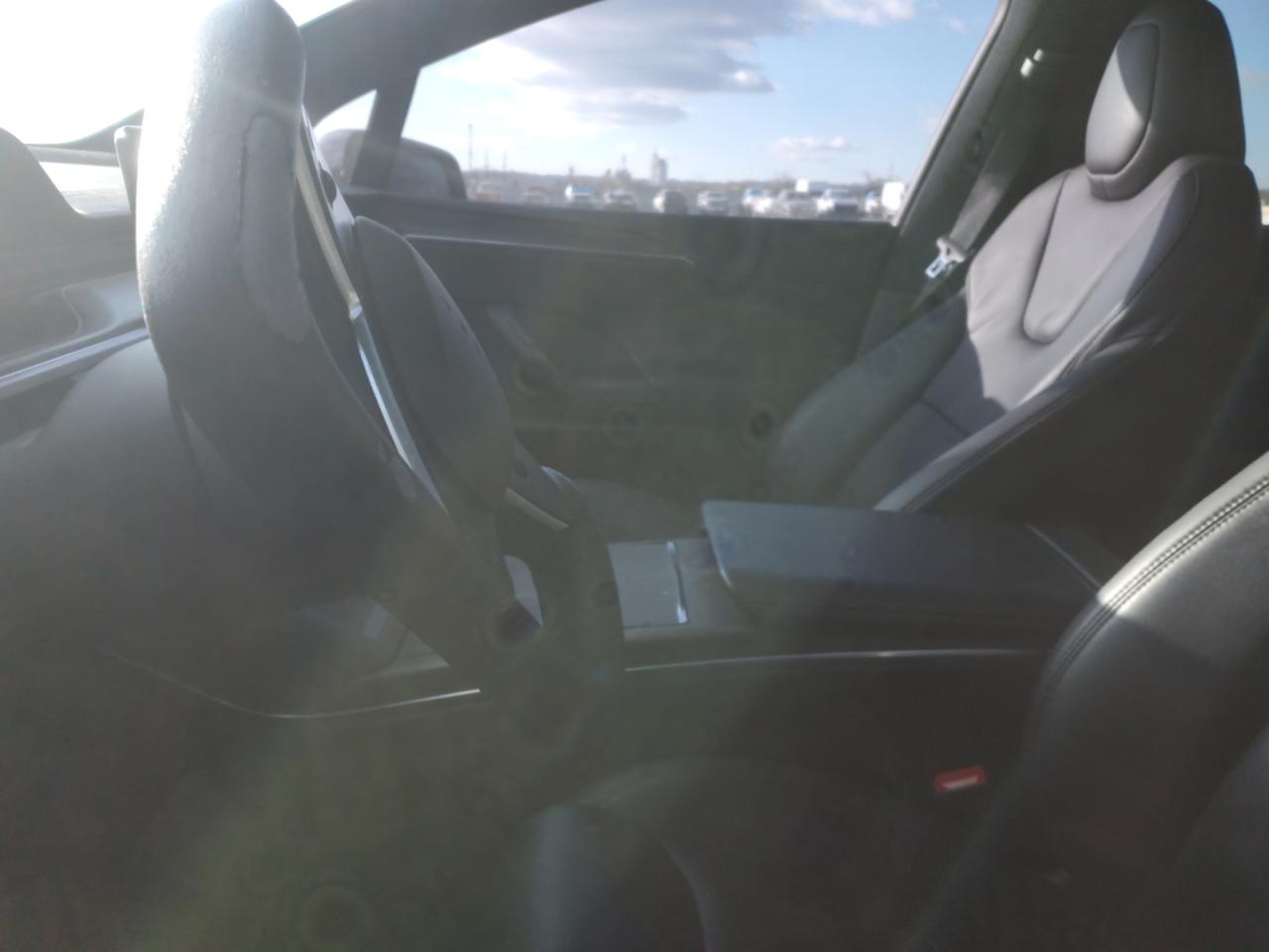 2022 Tesla Model X VIN: 7SAXCBE5XNF335218 Lot: 84219794