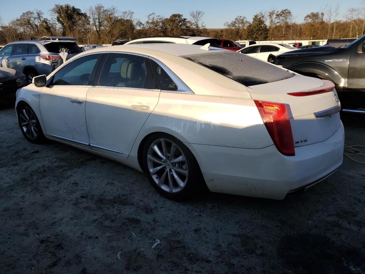2013 Cadillac XTS - Image 2