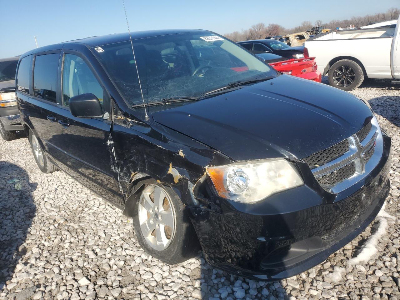 2013 Dodge Caravan - Image 4