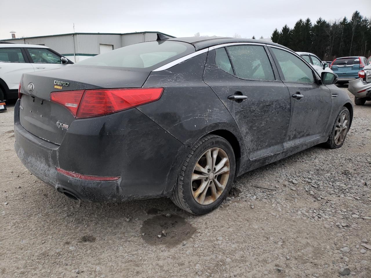 VIN 5XXGN4A78DG124203 2013 KIA OPTIMA no.3