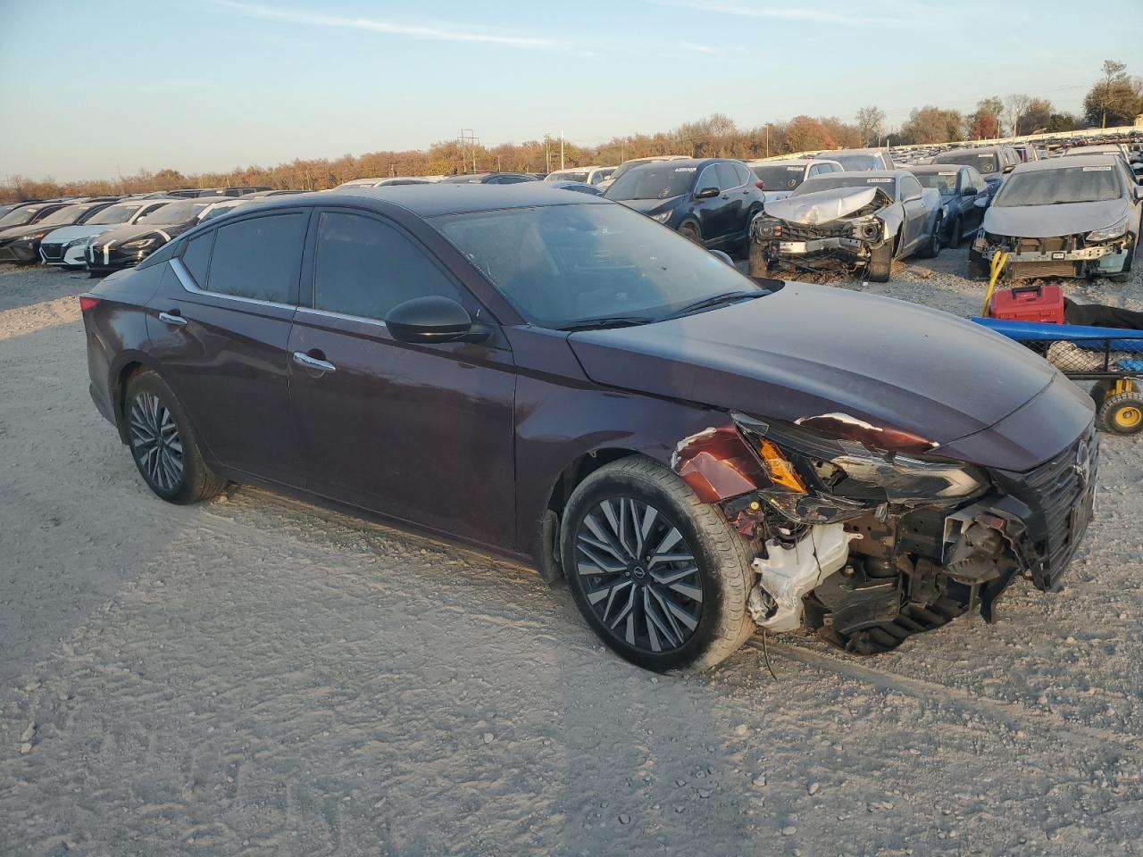 2024 Nissan Altima - Image 4