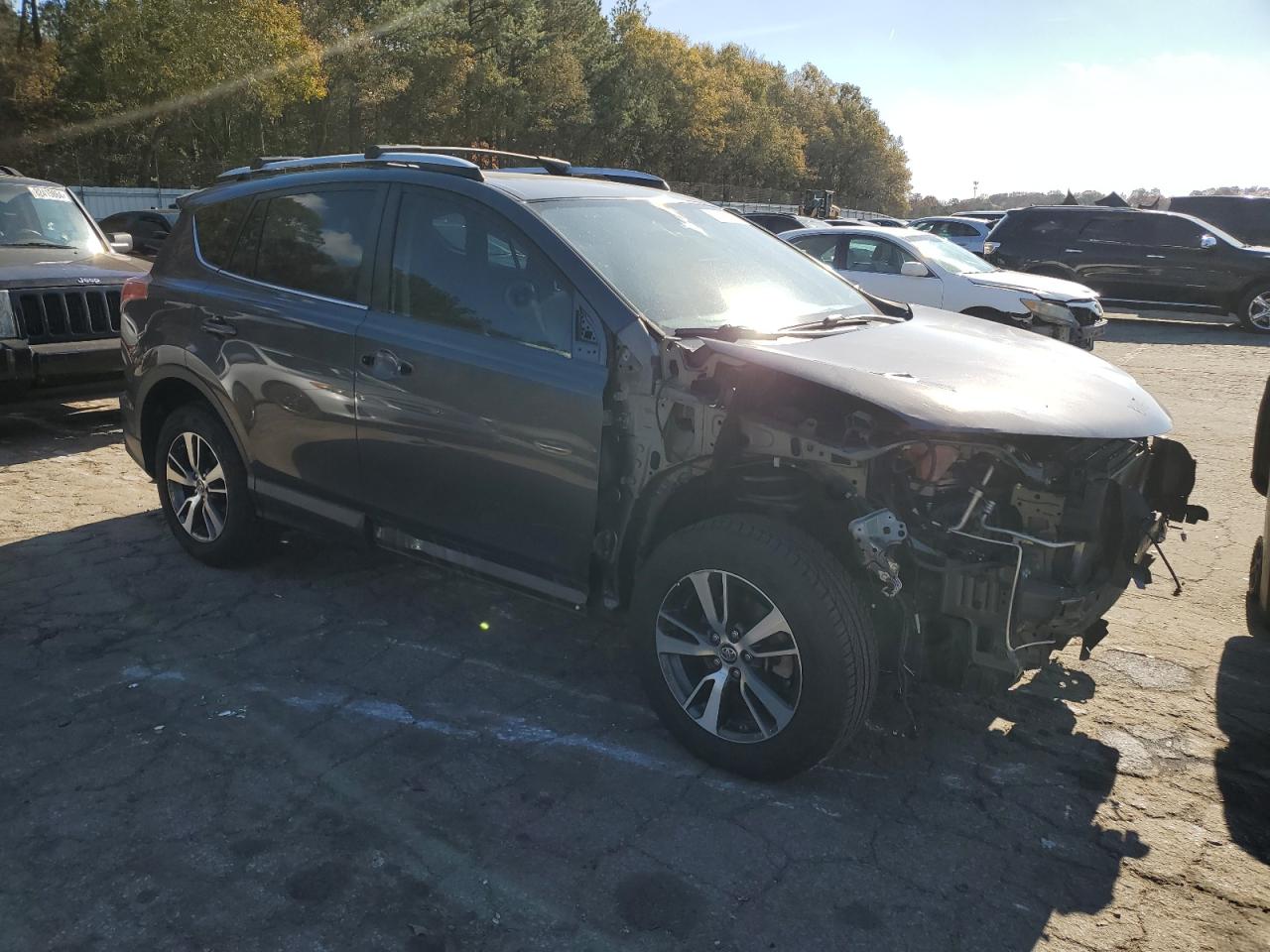 VIN JTMWFREV5GJ087996 2016 TOYOTA RAV4 no.4