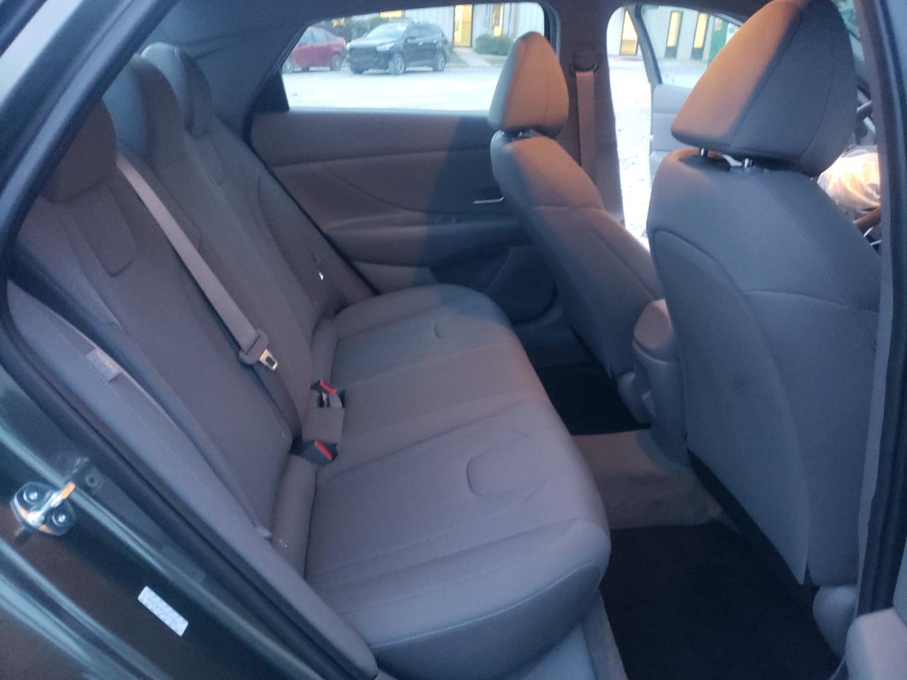 2024 Hyundai Elantra - Image 10