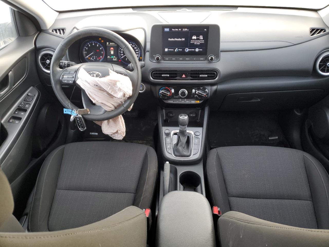 2022 Hyundai Kona Sel VIN: KM8K2CAB0NU765967 Lot: 83831974