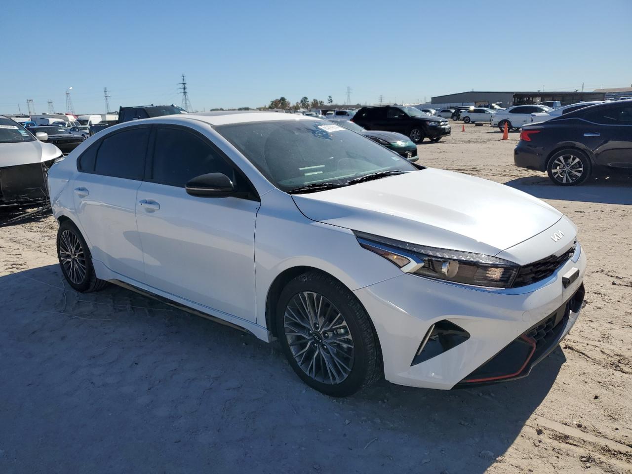 2024 Kia Forte - Image 4