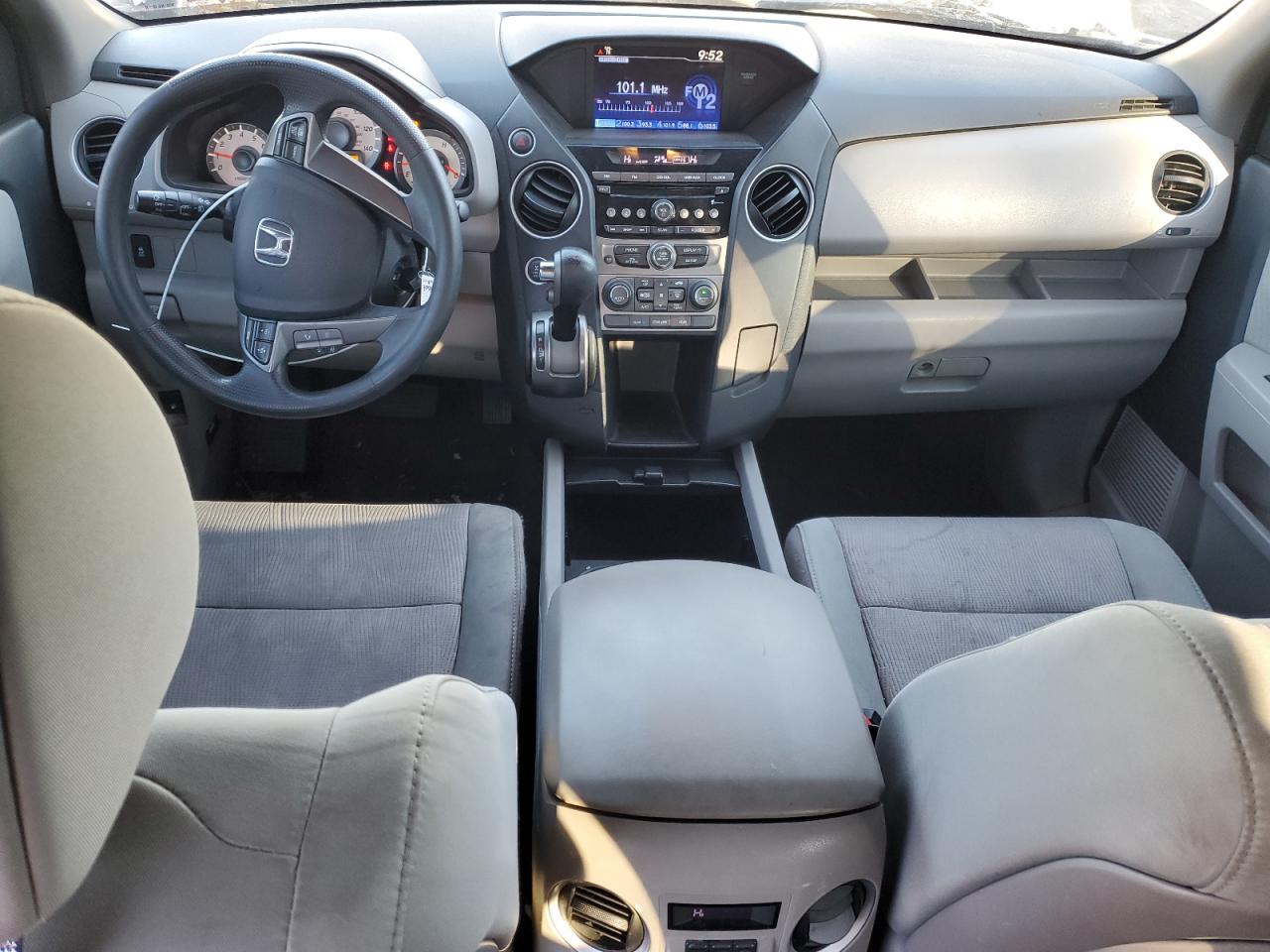 2015 Honda Pilot - Image 8