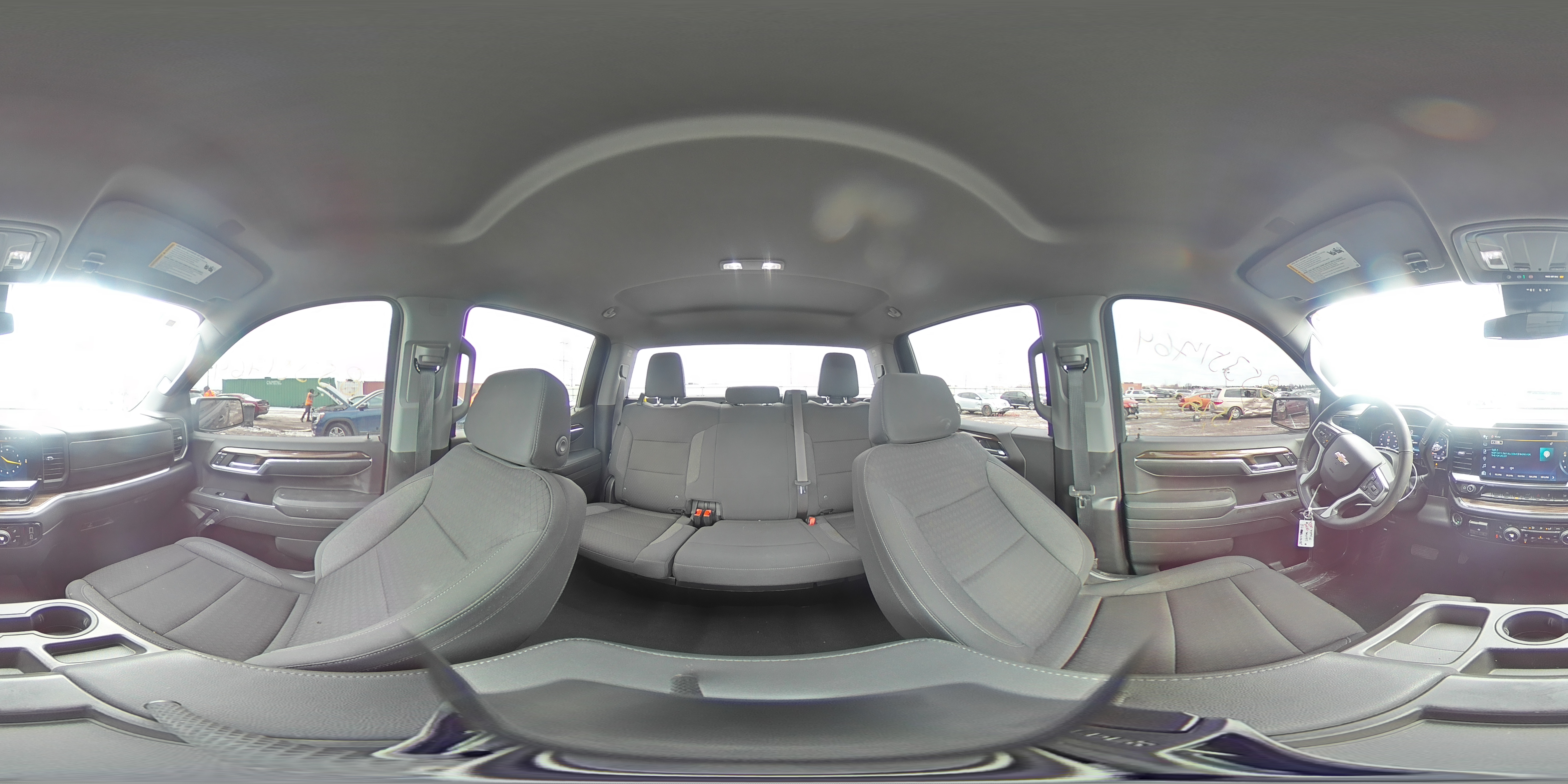 2023 Chevrolet Silverado - Image 13