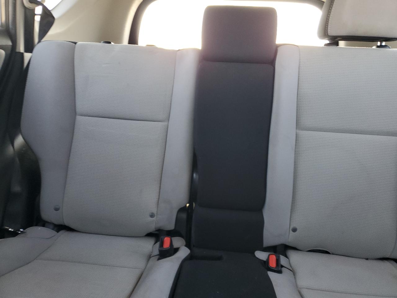 2016 Toyota RAV 4 - Image 10