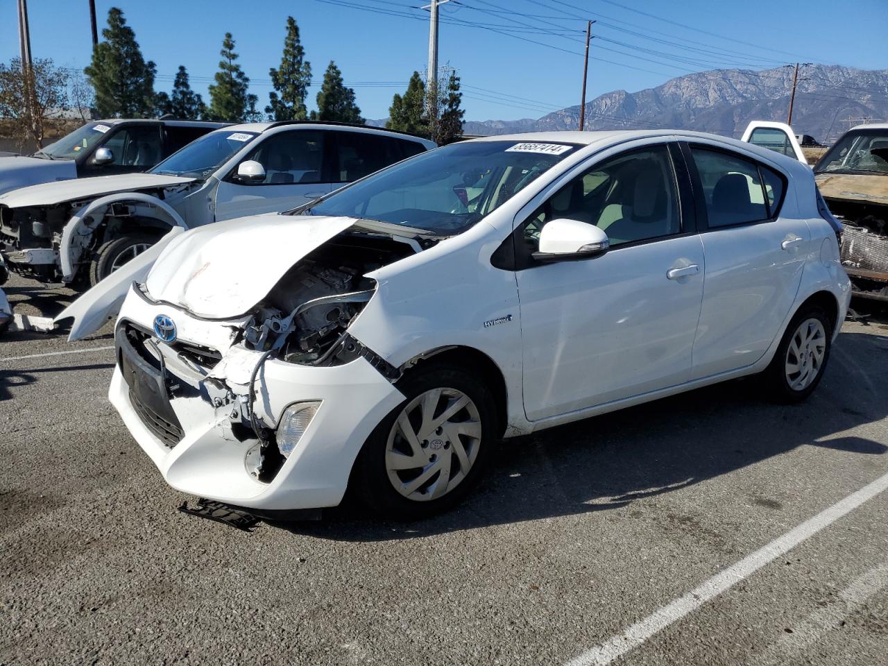 VIN JTDKDTB3XF1104536 2015 TOYOTA PRIUS no.1