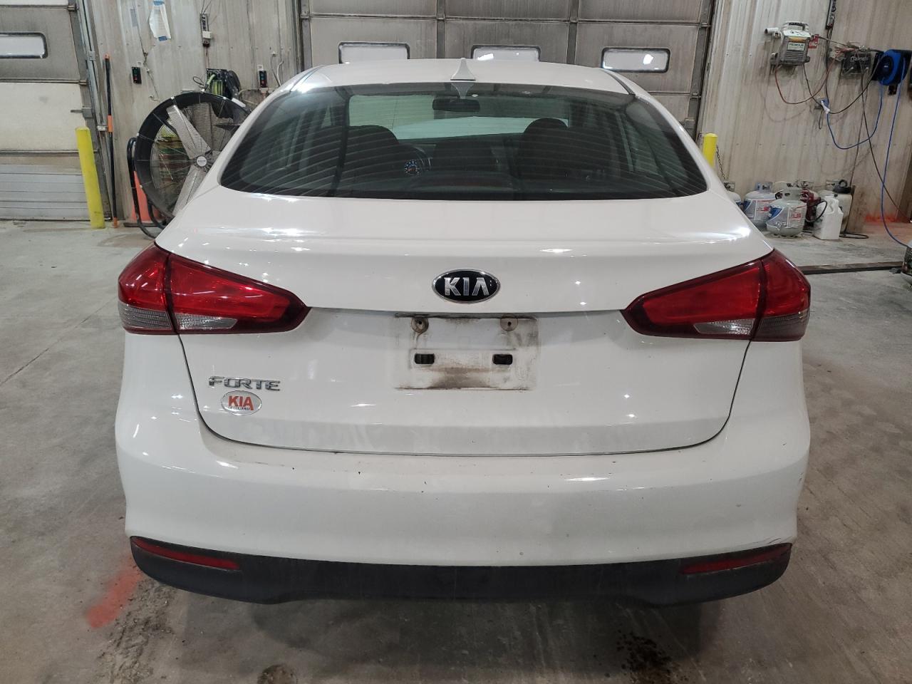 VIN 3KPFK4A79JE244245 2018 KIA FORTE no.6