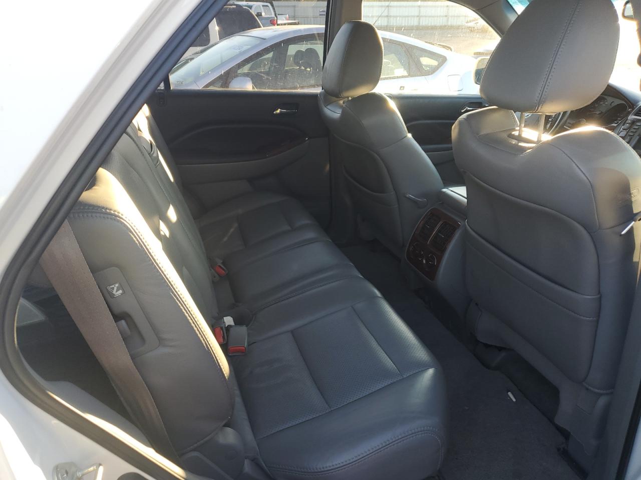 2003 Acura MDX - Image 10