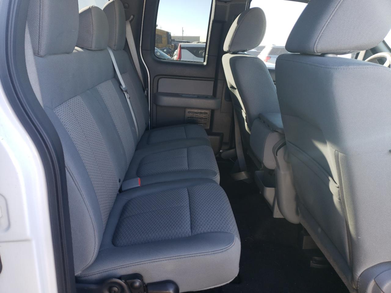 2011 Ford F-150 - Image 10