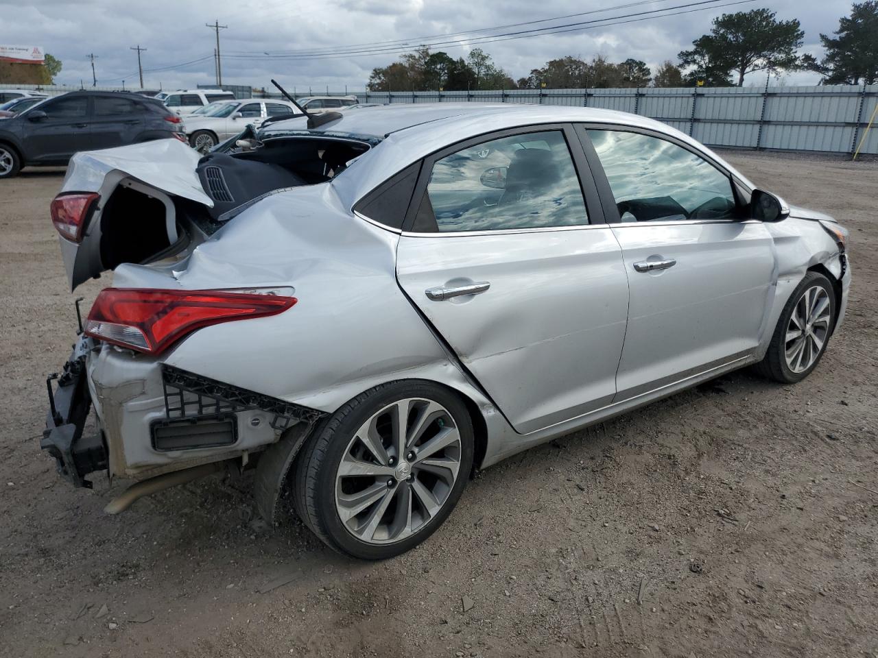 2021 Hyundai Accent - Image 3