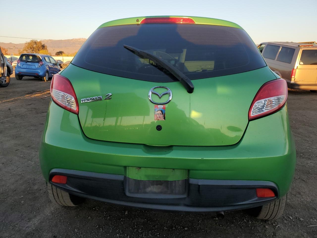 2013 Mazda 2 - Image 6