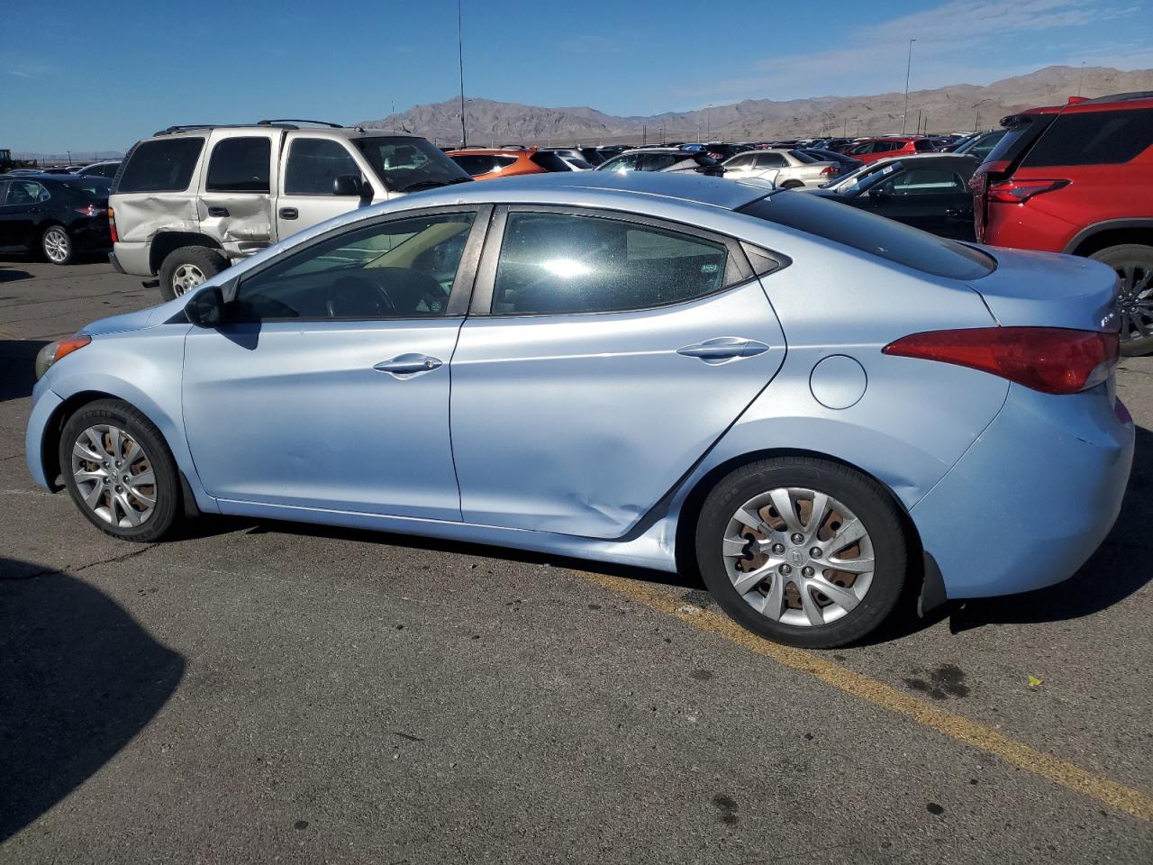 VIN KMHDH4AEXDU485432 2013 HYUNDAI ELANTRA no.2