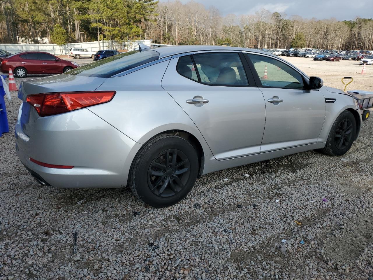 VIN KNAGM4A72D5395469 2013 KIA OPTIMA no.3