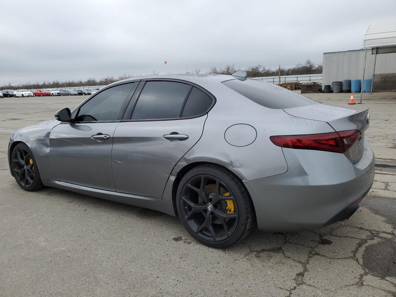 2020 Alfa Romeo Giulia - Image 2
