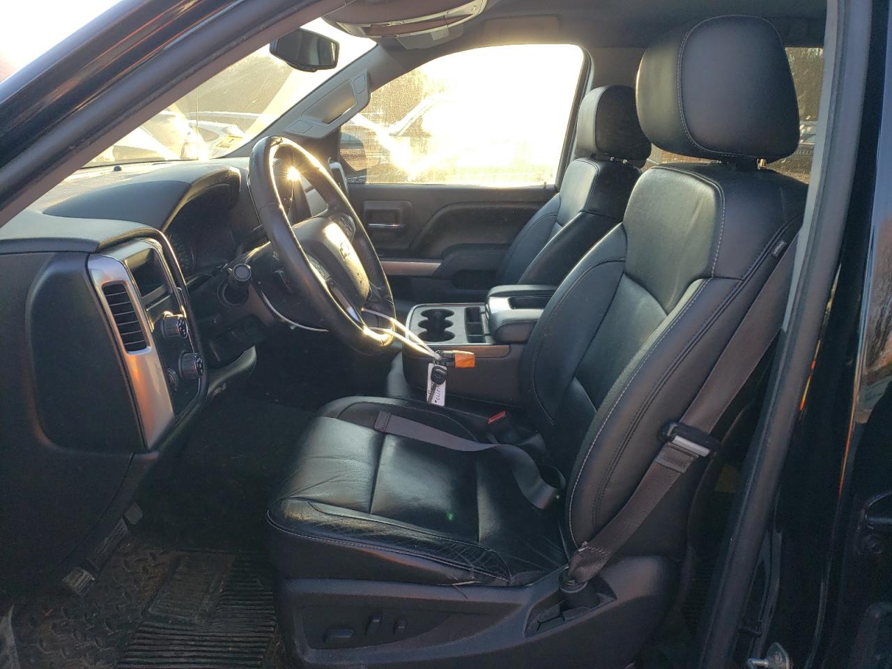 2015 Chevrolet Silverado - Image 7