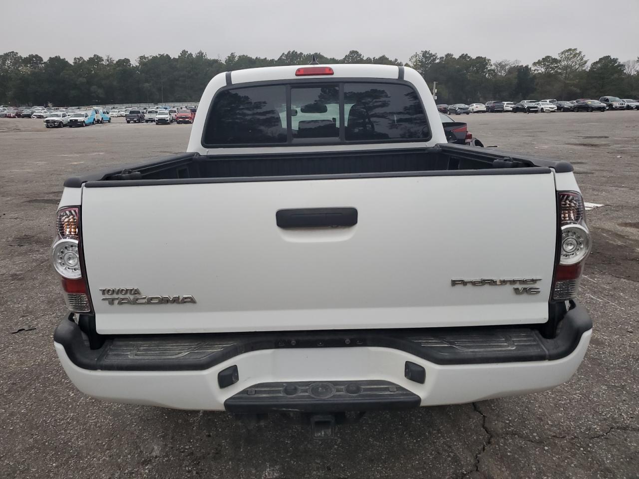 2012 Toyota Tacoma - Image 6