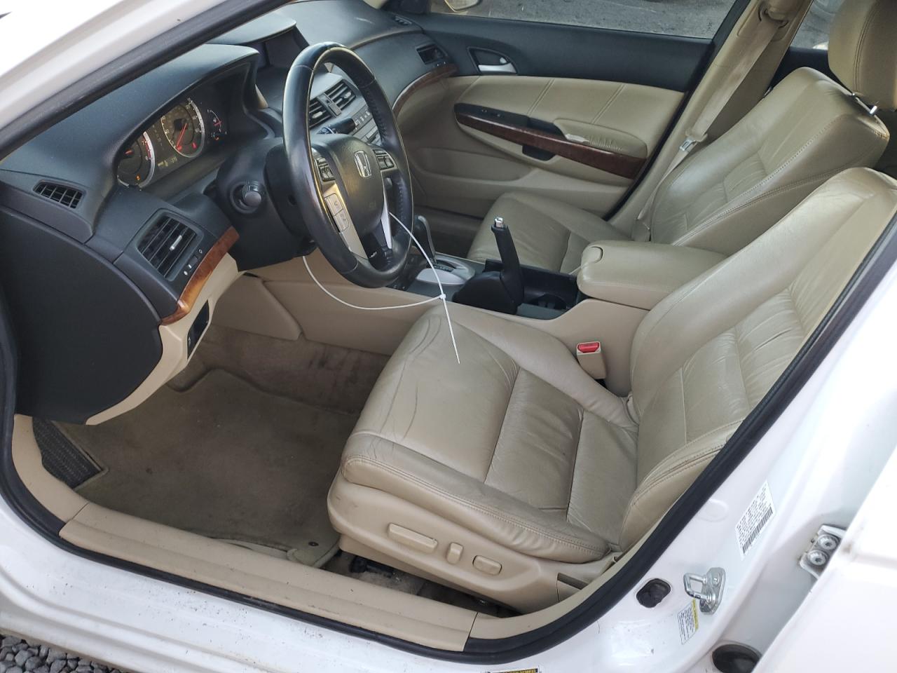 2011 Honda Accord - Image 7