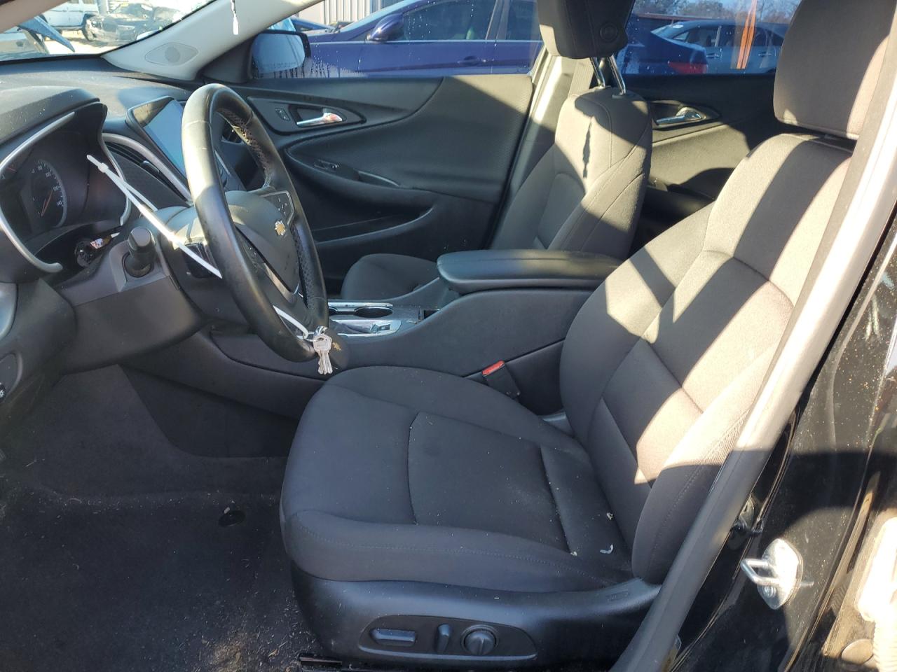 2023 Chevrolet Malibu - Image 7