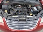 2008 Chrysler Town & Country Touring de vânzare în Moraine, OH - Minor Dent/Scratches
