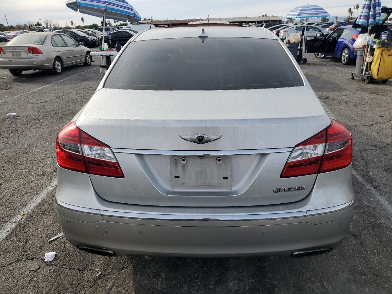 2013 Hyundai Genesis 3.8L VIN: KMHGC4DD6DU223633 Lot: 84308664