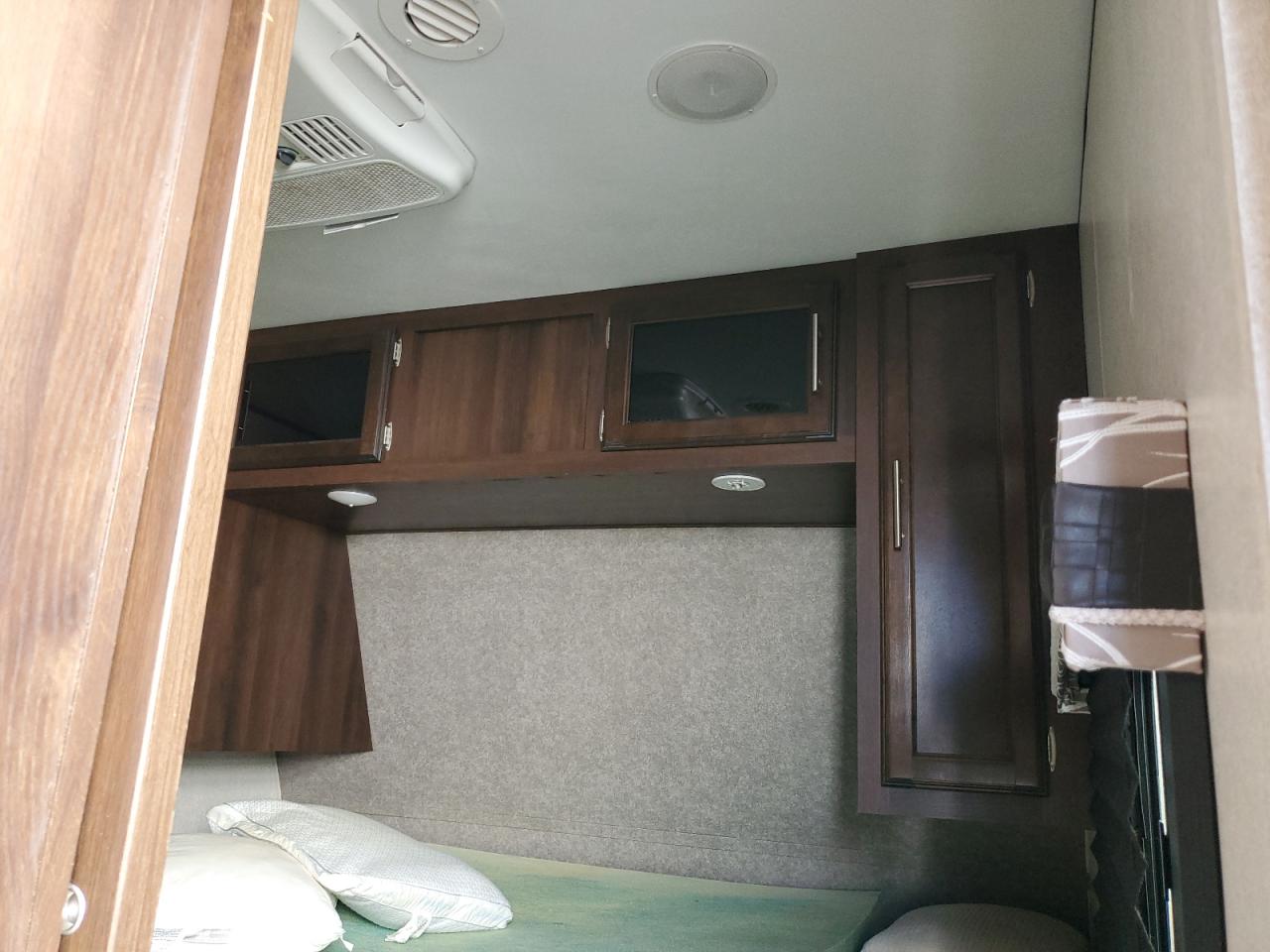 2019 Jayco Jay Flight 36bhs at GA - Tifton, Copart lot 2019 Jayco Jay Flight 36bhs at GA - Tifton, Copart lot