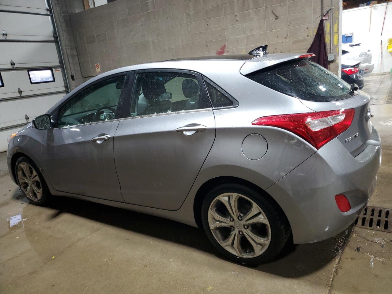 VIN KMHD35LE0DU050193 2013 HYUNDAI ELANTRA no.2