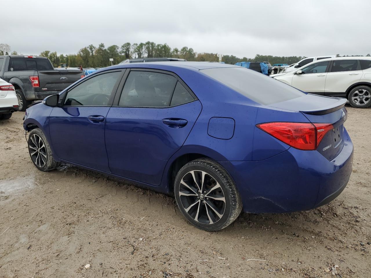 VIN 5YFBURHE3KP915368 2019 TOYOTA COROLLA no.2