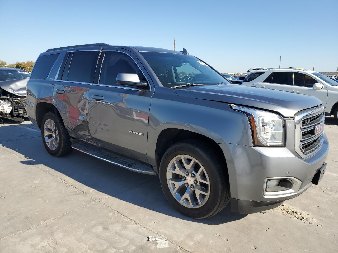 2019 GMC Yukon - Image 4