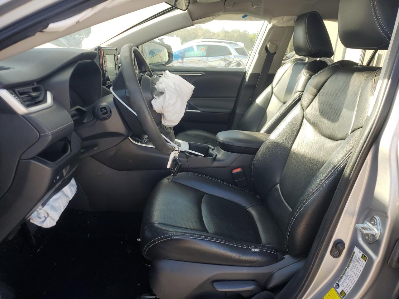 2022 Toyota RAV 4 - Image 7