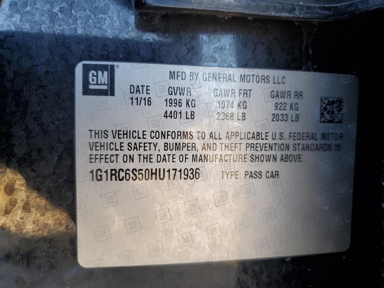 2017 Chevrolet Volt - Image 12