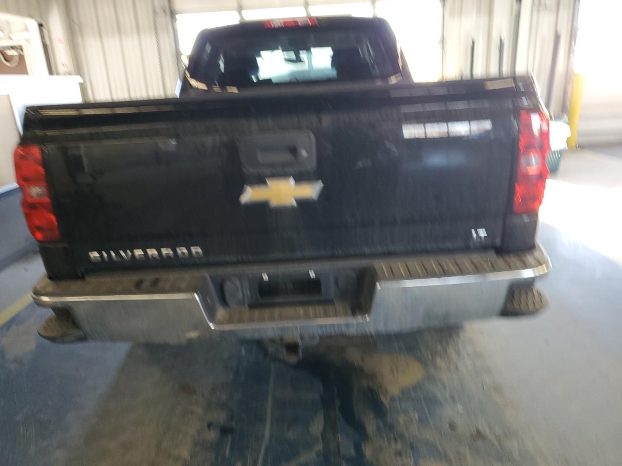 2015 Chevrolet Silverado - Image 6