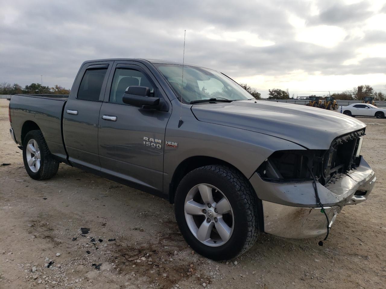 2013 RAM 1500 - Image 4