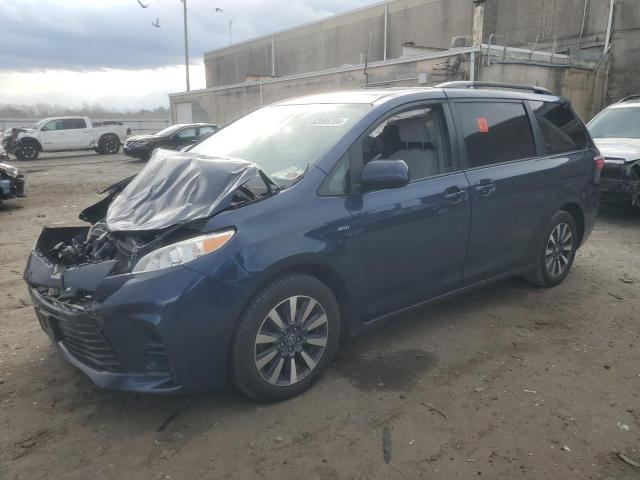 2019 Toyota Sienna Le