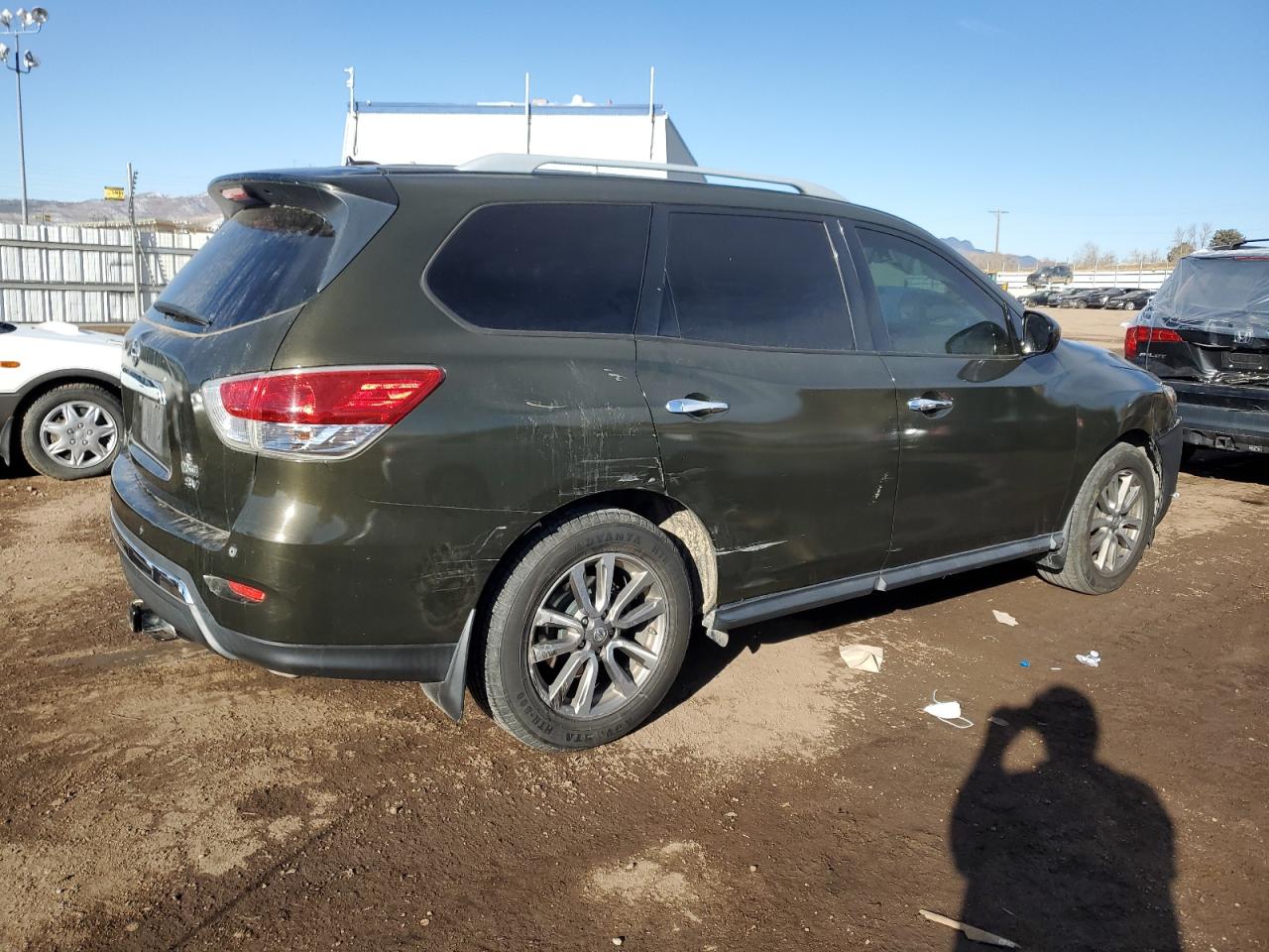 VIN 5N1AR2MN6FC717257 2015 NISSAN PATHFINDER no.3