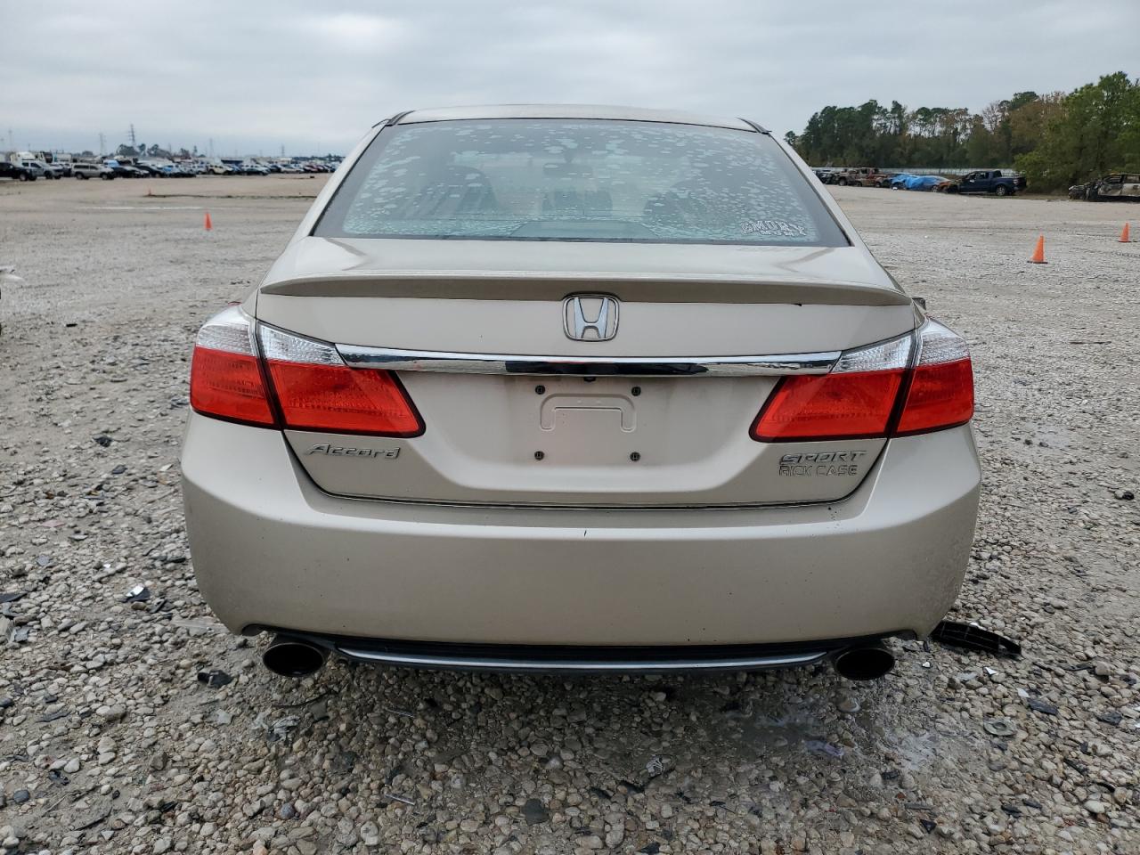 VIN 1HGCR2F58FA035634 2015 HONDA ACCORD no.6