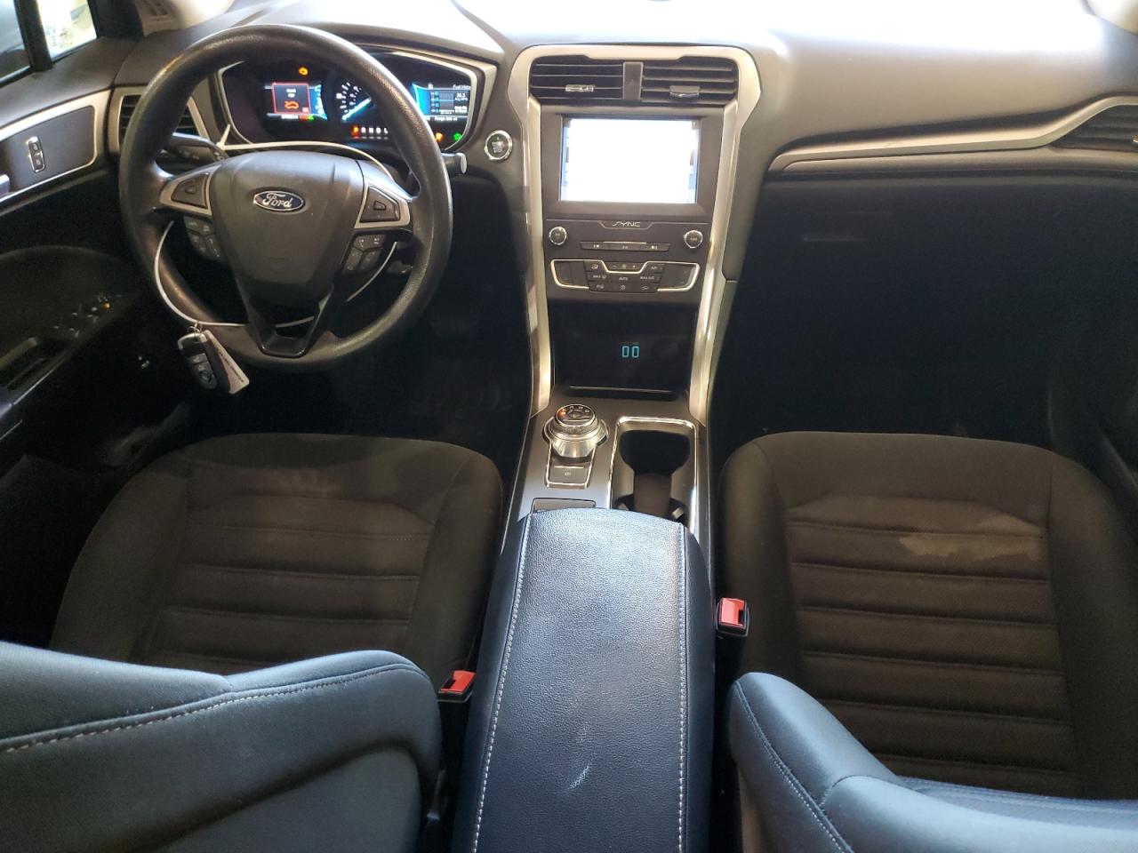 2019 Ford Fusion - Image 8