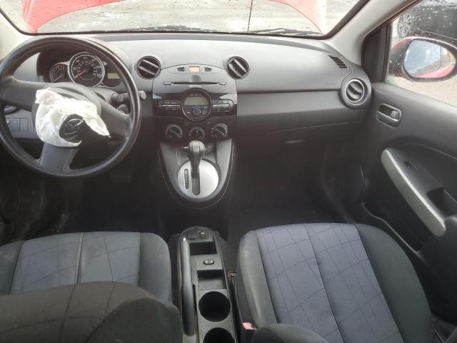  MAZDA 2 2013 Красный