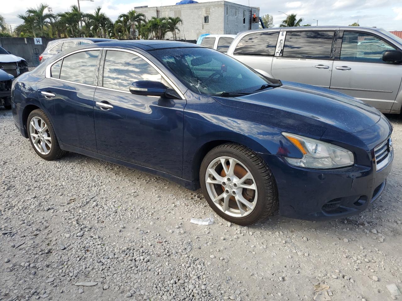 VIN 1N4AA5AP9EC464863 2014 NISSAN MAXIMA no.4