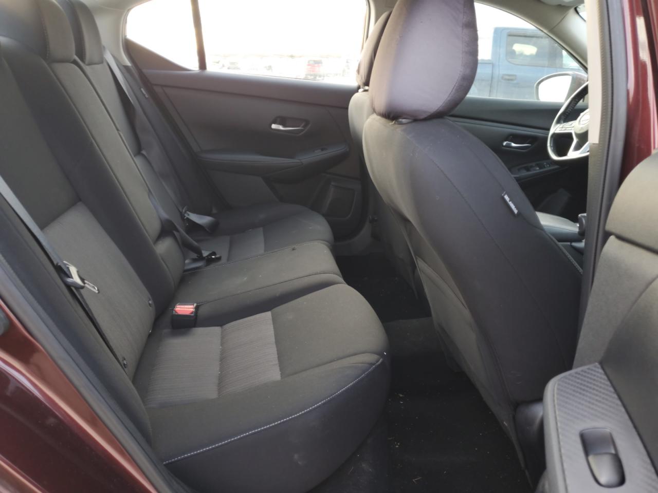 2022 Nissan Sentra - Image 10